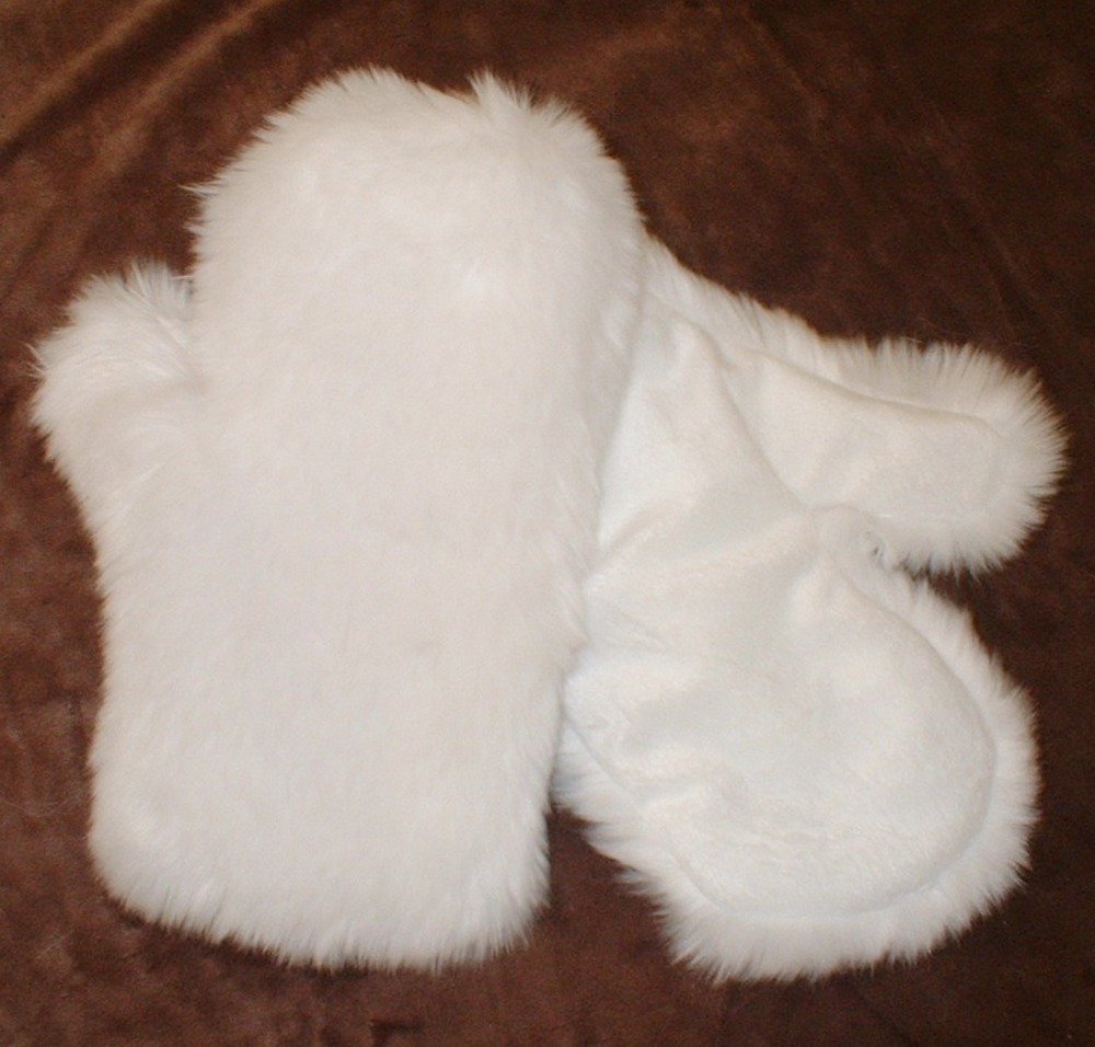 White on sale fur mittens