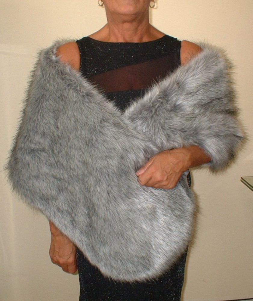 Silver grey store faux fur wrap