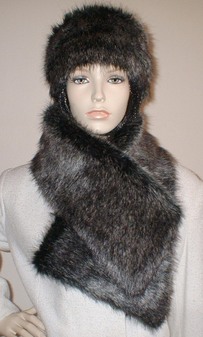 Wolfhound Faux Fur Vintage Asymmetric Scarf
