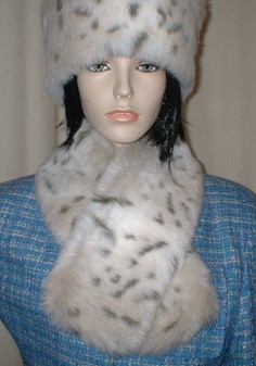 Snow Lynx Faux Fur Neck Scarf