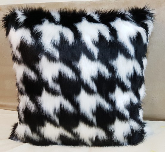 Tissavel Houndstooth Faux Fur Cushions