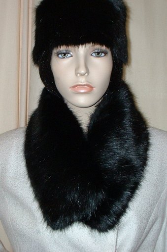 Black Mink Faux Fur Long Collar