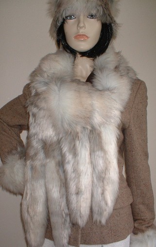 Snow Wolf Faux Fur Tail Scarf