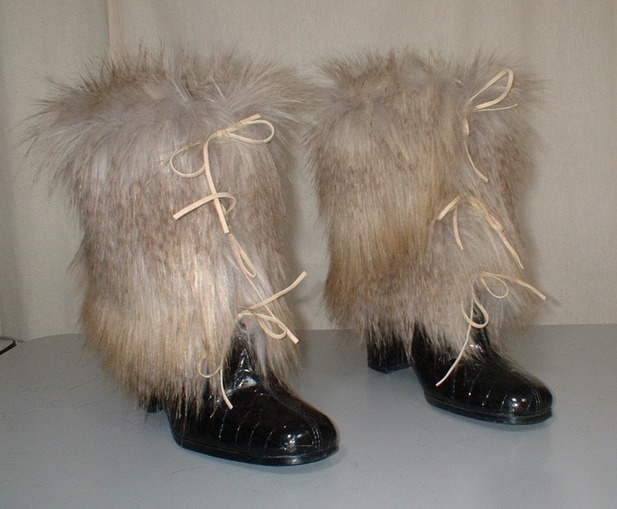 Coyote Faux Fur Boot Wraps