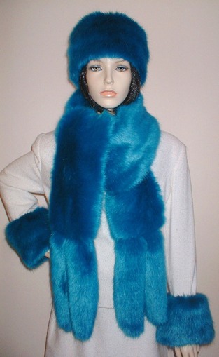 Azure Blue Faux Fur Tail Scarf