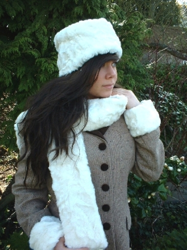 Ivory Astra Faux Fur Hat, Cuffs and Scarf Set